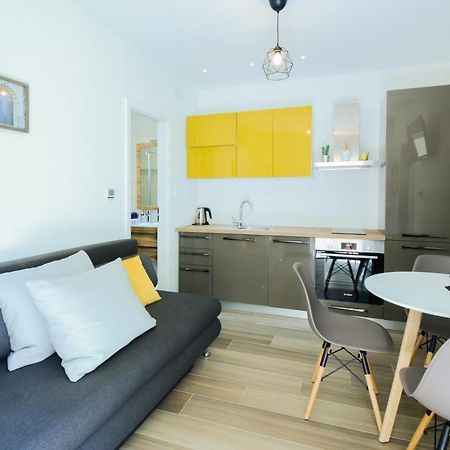 Apartment Grey&Yellow Zadar Exterior foto