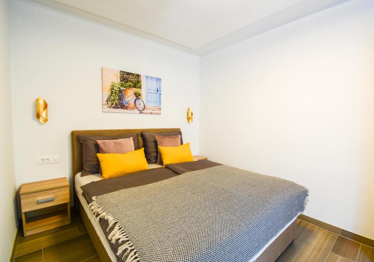 Apartment Grey&Yellow Zadar Exterior foto